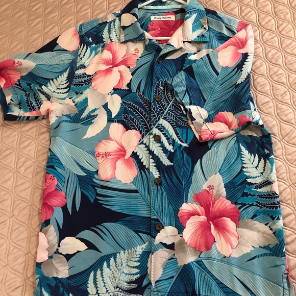 Men’s Hawaiian Shirt - Picture 1 of 3